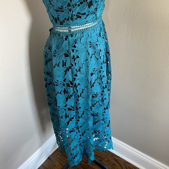 ROMEO + JULIET couture dress - Picture 5 of 10